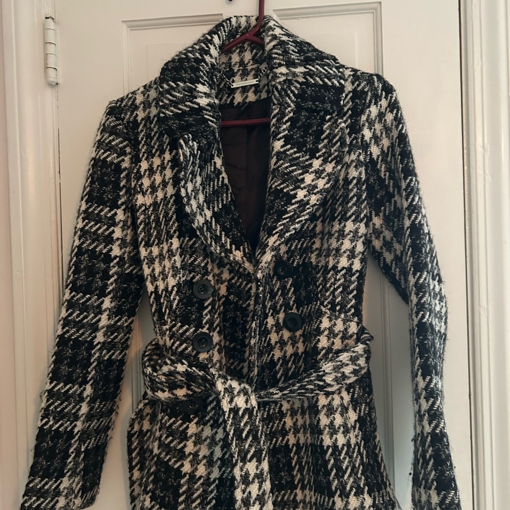 White House Black Market Black and White Trench Coat
